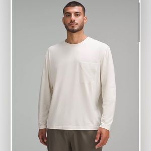 lululemon Fundamental Oversized Long-Sleeve Shirt
Pocket
